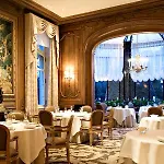 Domaine Les Crayeres 5* Reims