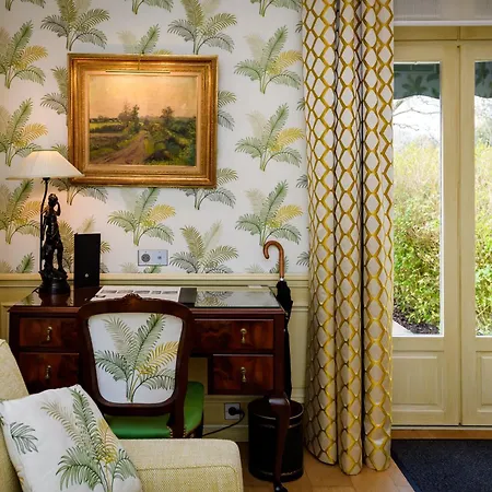 Domaine Les Crayeres Hotel