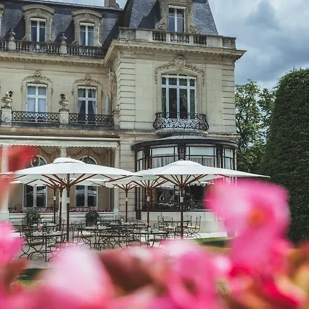 Domaine Les Crayeres 5* Reims