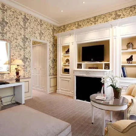 Domaine Les Crayeres Hotel