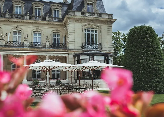 Domaine Les Crayeres 5* Reims